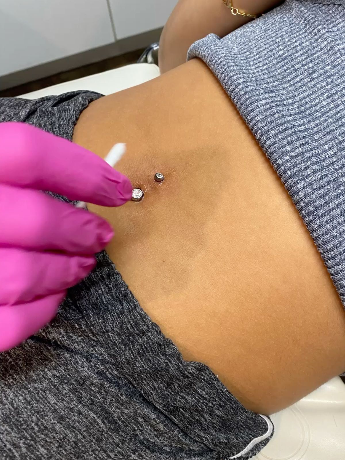 Piercing wire setup detail